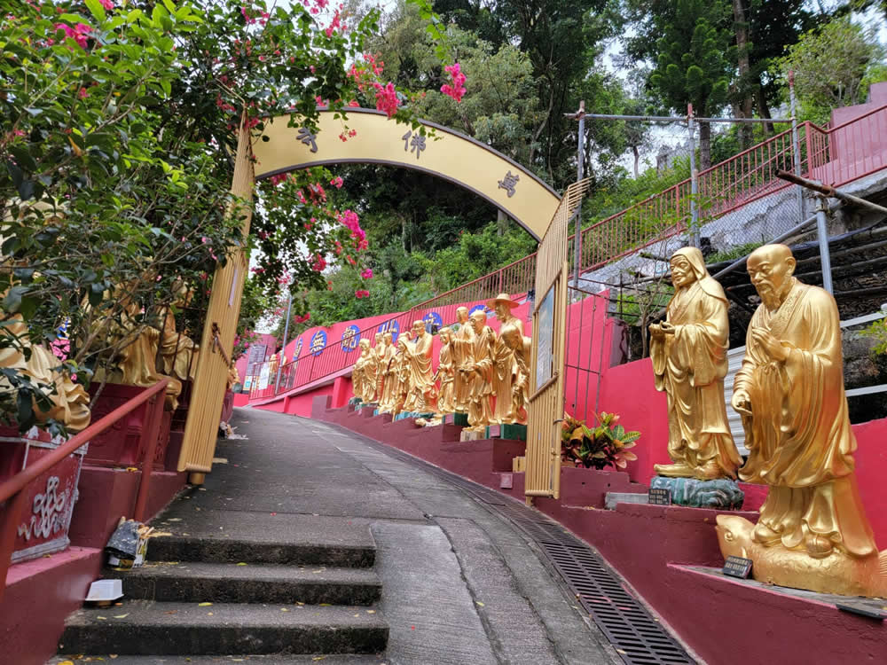 Ten Thousand Buddhas Monastery (Man Fat Tsz)