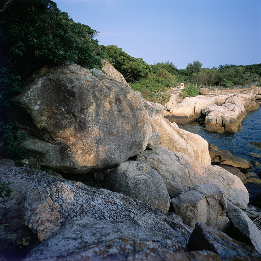 Cheung Po Tsai Cave