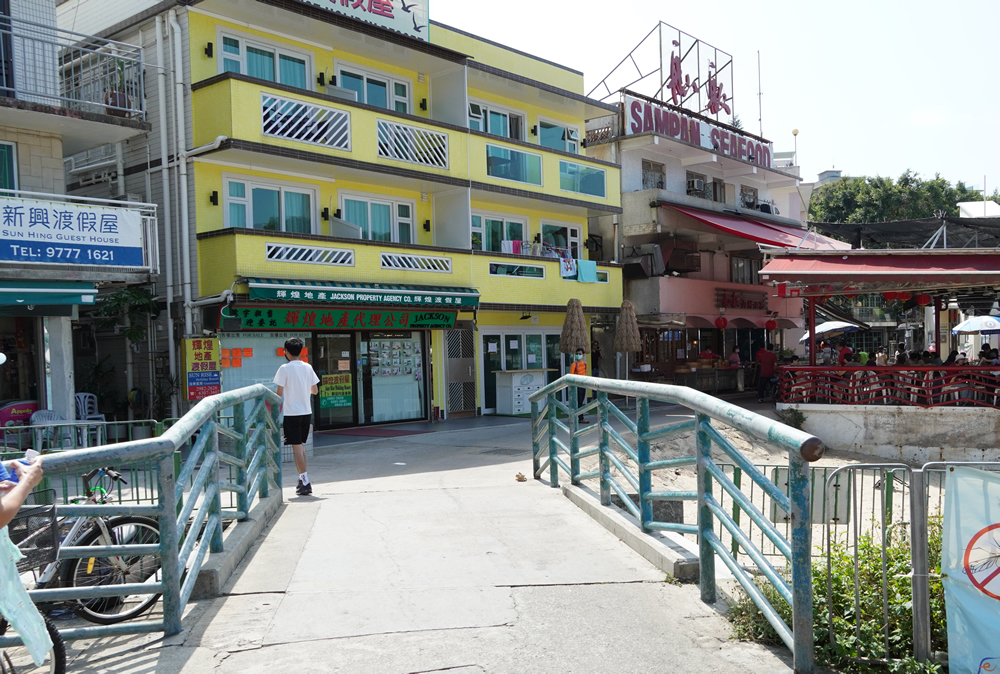 Yung Shue Wan Main Street