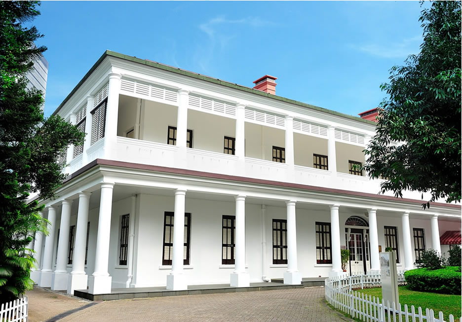 Flagstaff House Museum of Tea Ware