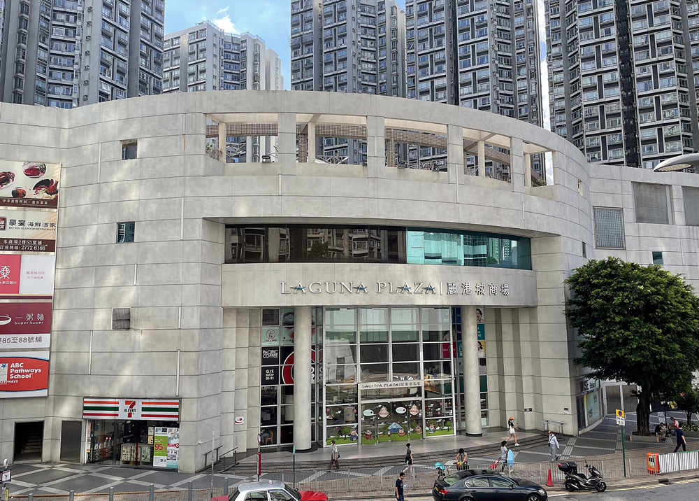 丽港城商场