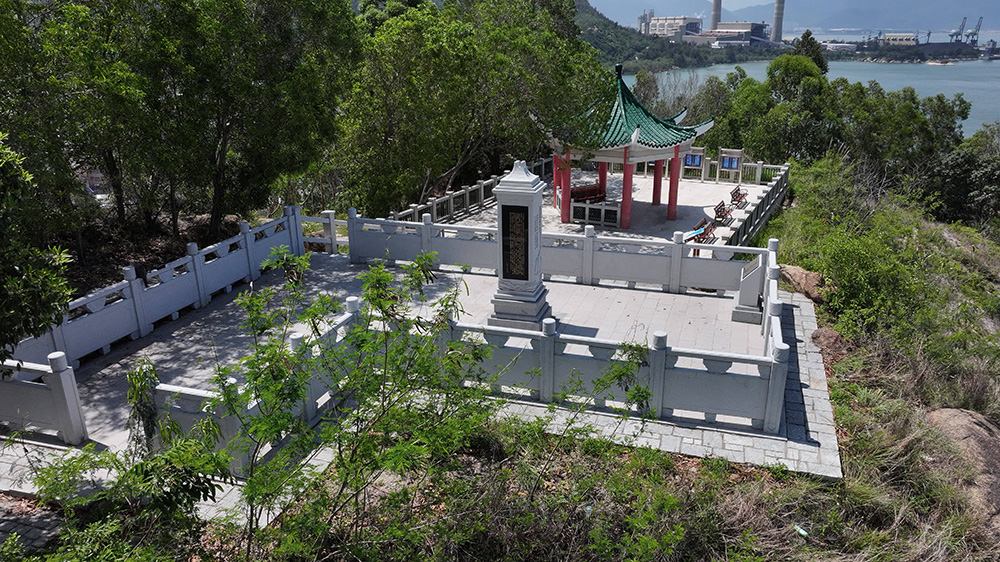 Cenotaph to commemorate the Hero Group of the War of Resistance Against Japanese Aggression led by Liu Chunxiang photo4