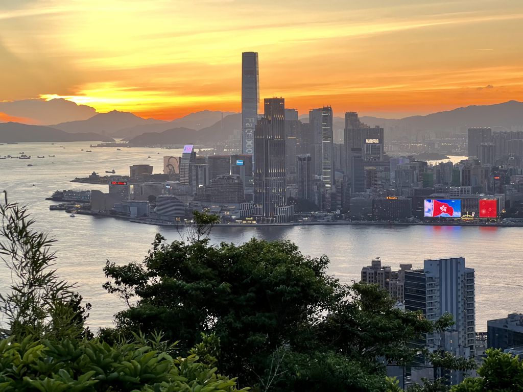 Red Incense Burner Summit photo3