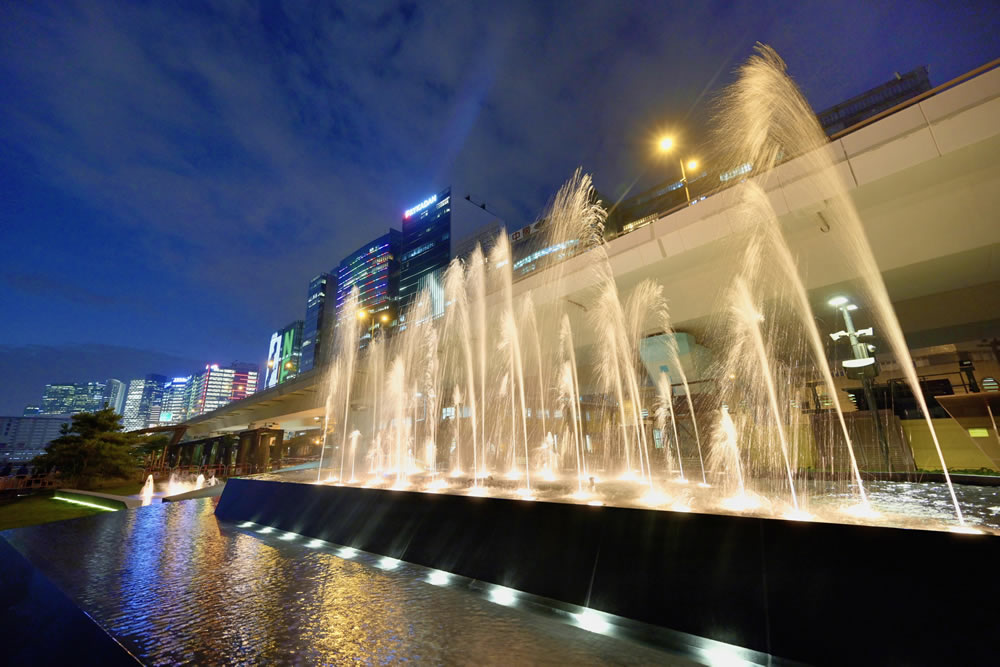 Kwun Tong Promenade and Music Fountains photo5