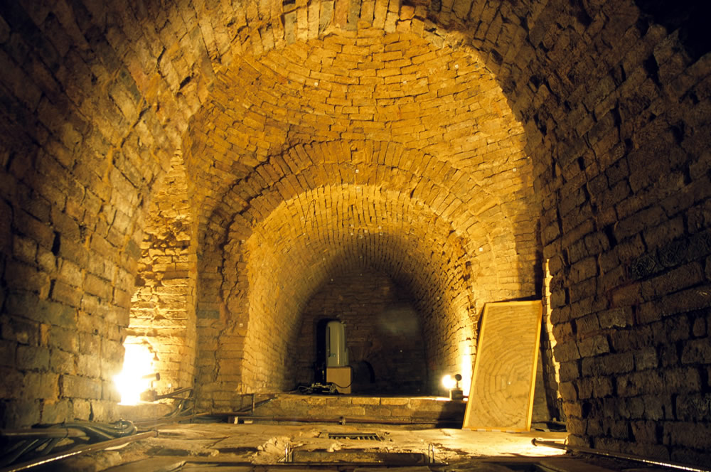 Lei Cheng Uk Han Tomb Museum and Han Garden photo2